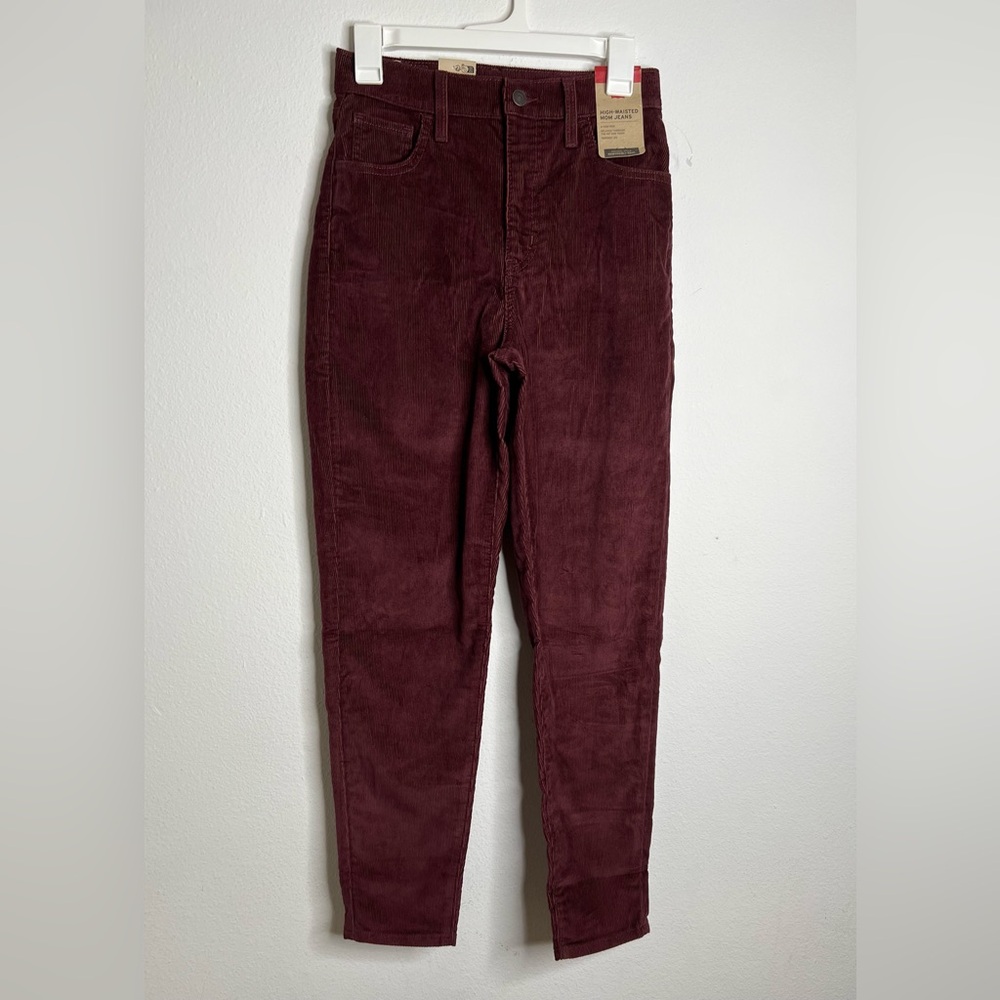 LEVI'S Corduroy High Waisted Mom Women's Jeans 26x29 Magenta High rise relaxed